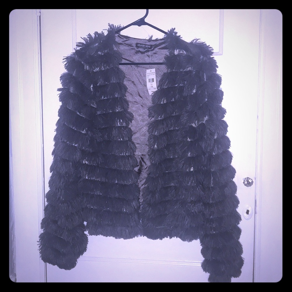 Fluffy grey jacket that can spice any outfit up